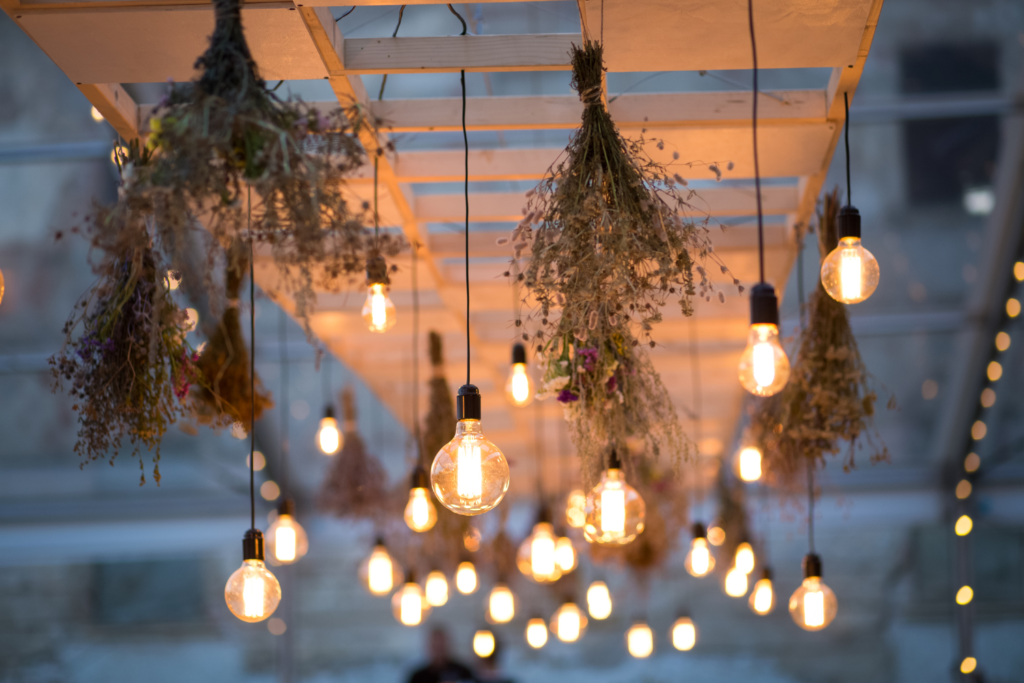 ceiling lights hanging